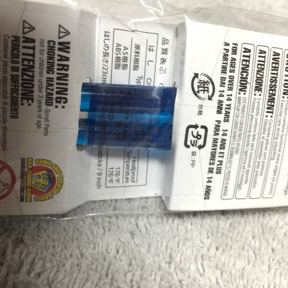 Star Wars Luke Skywalker Lighted Saber Chopsticks - Picture 3 of 8